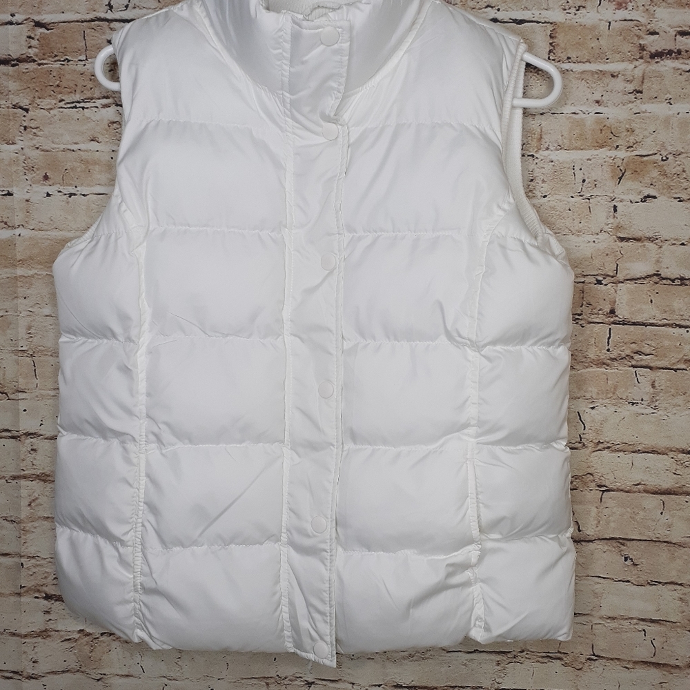 Faded Glory Women's Puffy Vest Size Medium